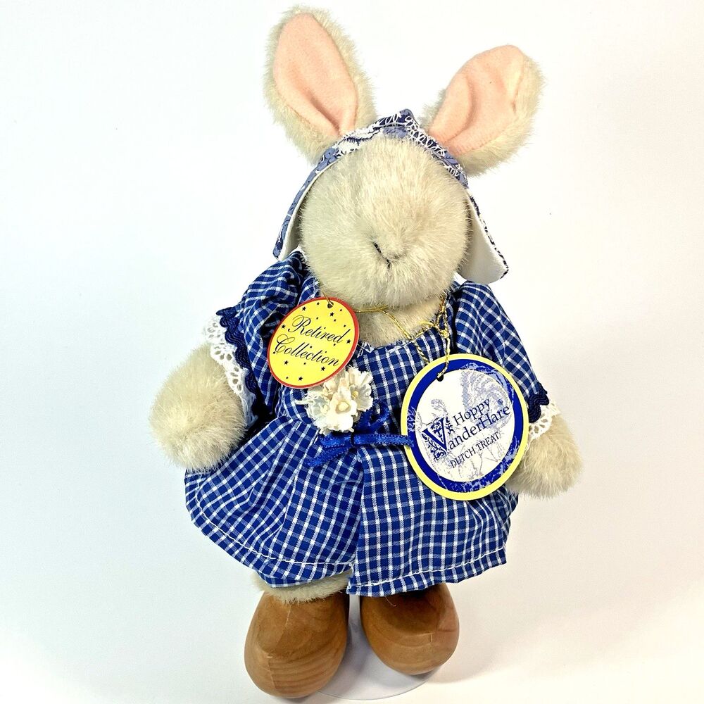 Muffy Vanderbear Dutch Treat Hoppy Set 1991 | Retired Outfit & Rabbit /w Tags